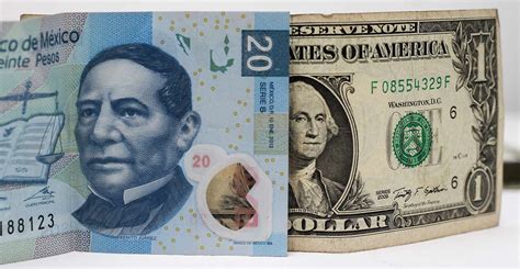 70.000 pesos mexicanos a dólares estadounidenses .
